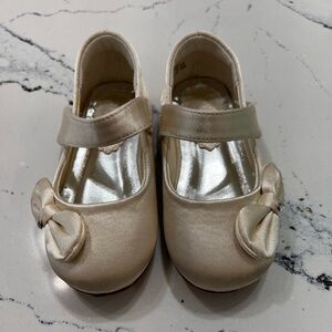 Toddler Ivory Satin Dress Shoes